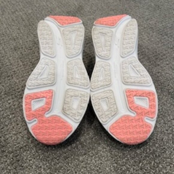 Womens Size 7.5 Sketchers Max Cushioning Endeavor Cardova Hands Free Slip-ins - Picture 6 of 6